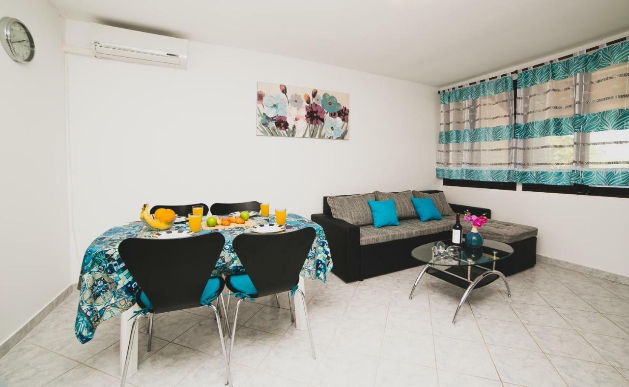 Serenity By The Sea #2 - Private Terrace Vrsi Exterior photo